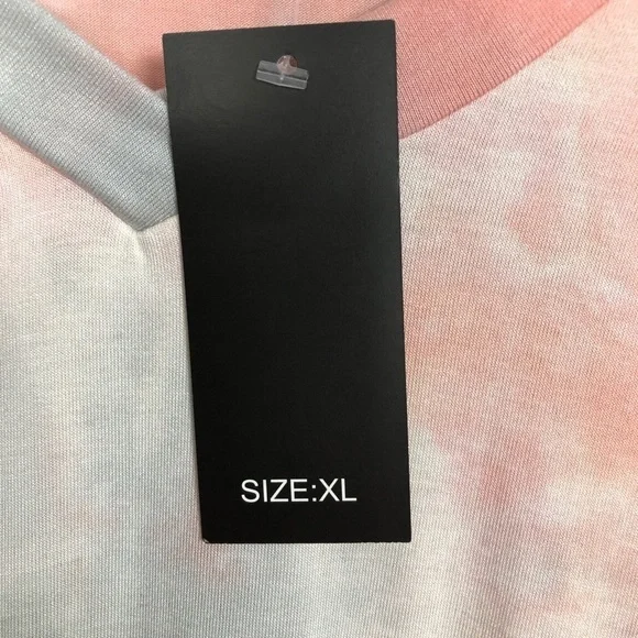 21 Saints Tie Dye V-Neck Short Sleeve Top Size XL - Picture 9 of 11